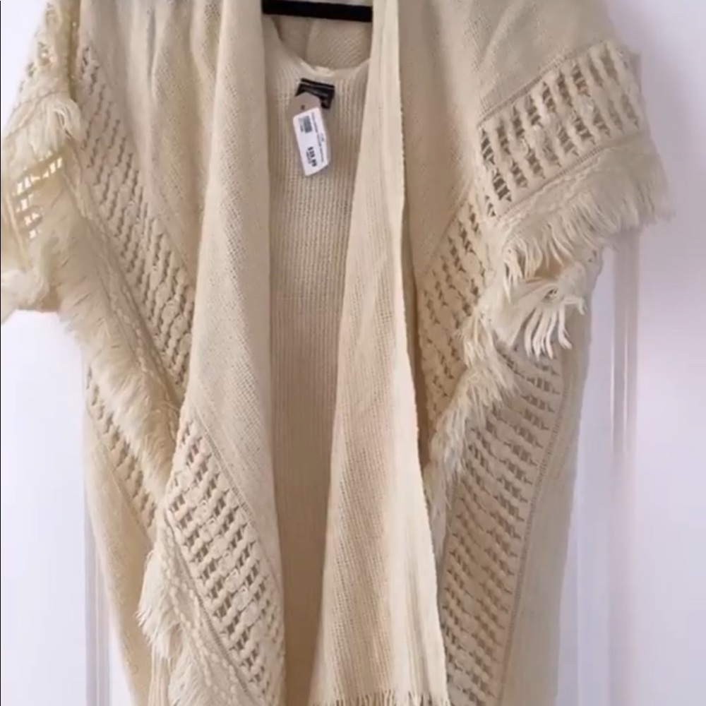 FRINGE KIMONO BRAND NEW